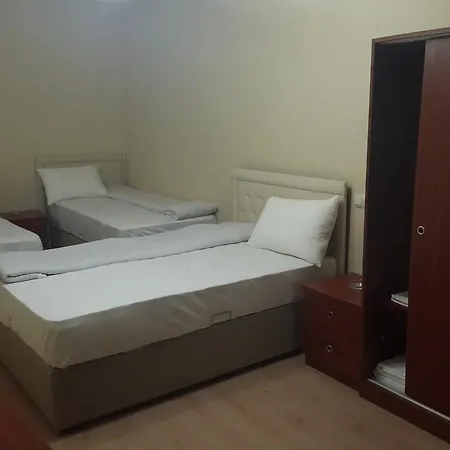 Hotel Paradise Lost